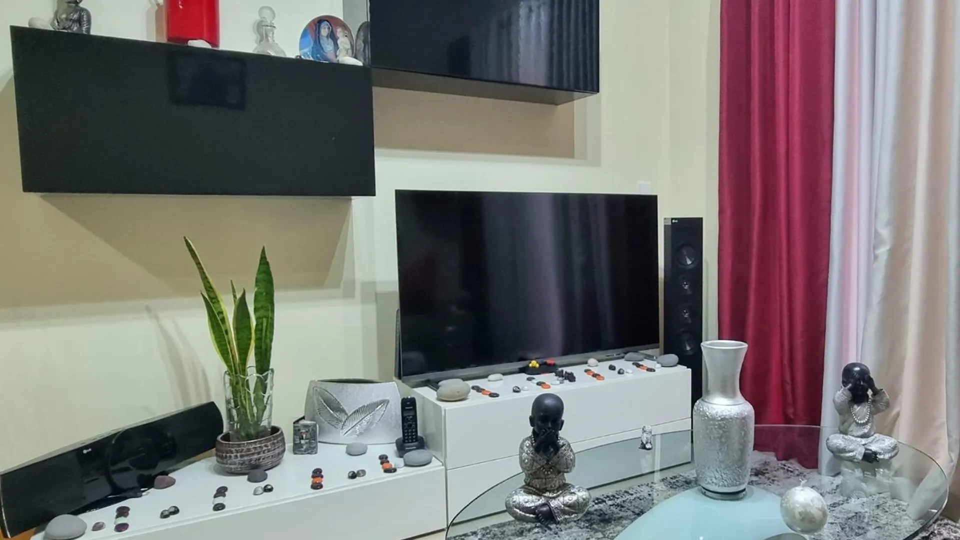 Funchal Getaway, Cozy Private Room With Bathroom And Wifi 0*, فونشال